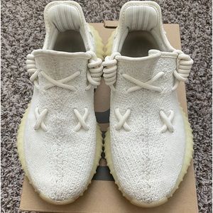 Yeezy Boost 350 v2 Cream White